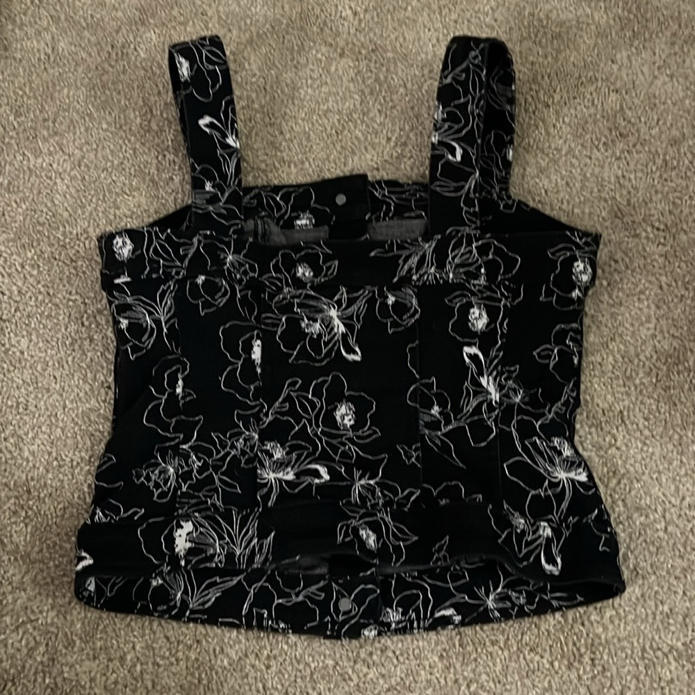 White House Black Market Women's White and Black Corset - Picture 2 of 8